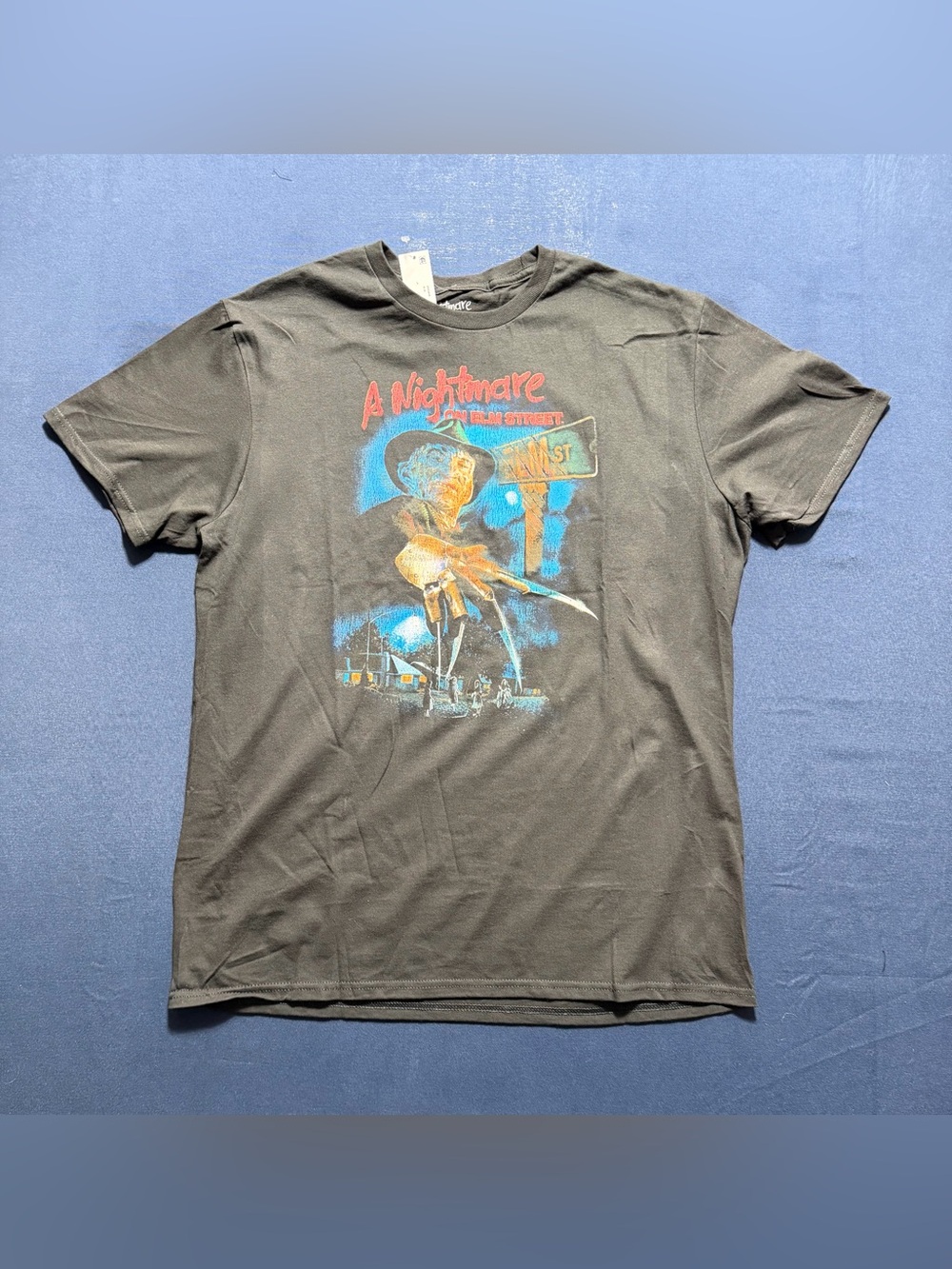 NWT 100% Cotton Large A Nightmare on Elm Street Graphic T-Shirt Black